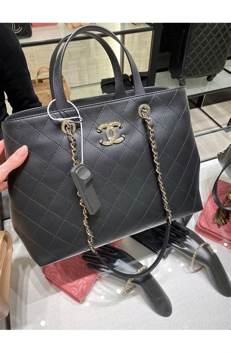 torba na zakupy chanel|chanel torebki mody.